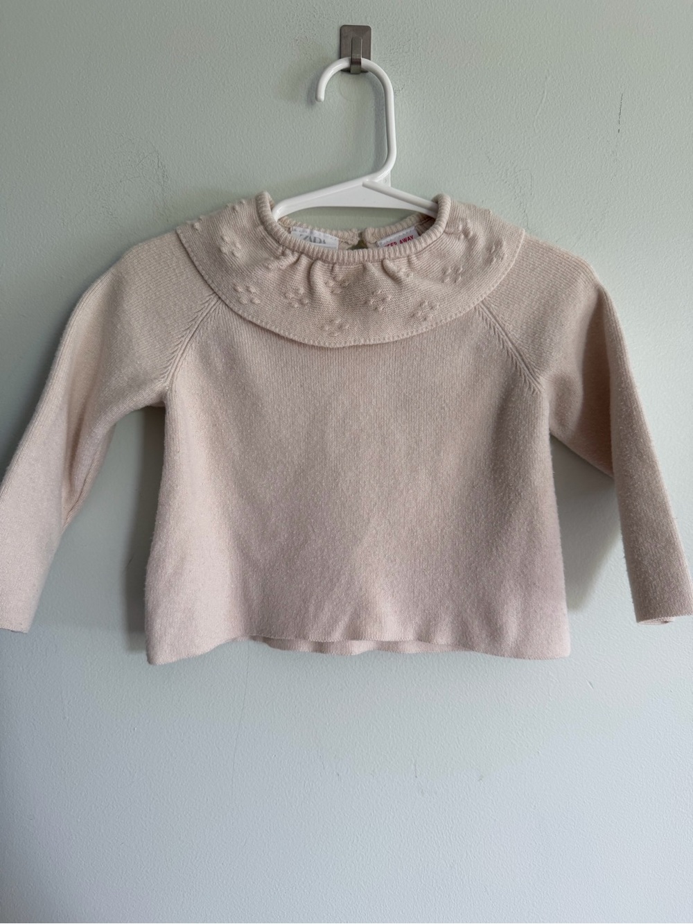 Zara Cream Knit Sweater with Decorative Collar Neutral Family Pictures Minimal
